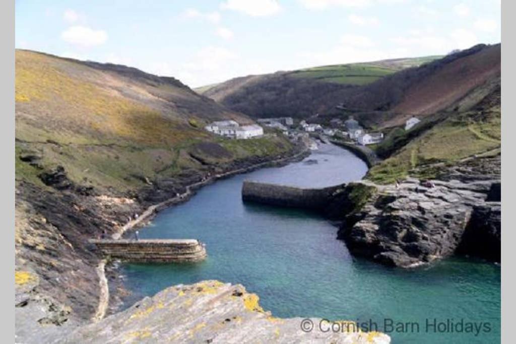 The Snug At Cornish Barn Holidays ทรูโร ภายนอก รูปภาพ